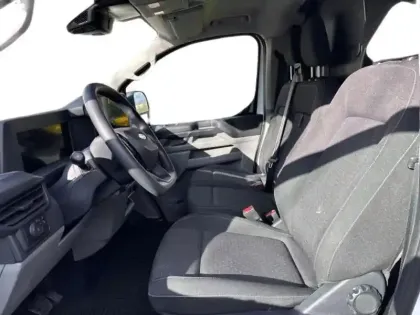 Photo 6 Ford Custom Gén. II Ph1 Trend 1