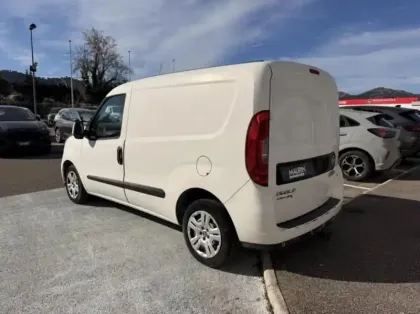 Photo 6 Fiat Doblo  Cargo 1.6 Multijet 105ch Pack Professional E6
