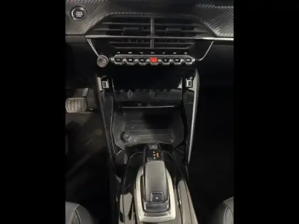 Photo 12 Peugeot 2008 Gén. II Ph1 NG Allure Pack 5