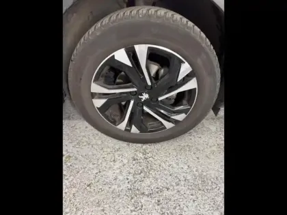 Photo 7 Peugeot 2008 Gén. II Ph1 NG Allure Pack 5