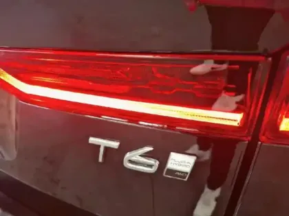 Photo 5 Volvo Xc60  T6 Hybride Rechargeable 350ch Ultra Style Chrome Geartronic 8 AWD