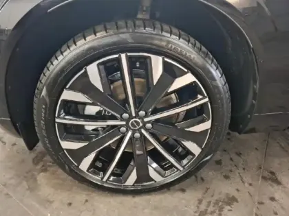 Photo 9 Volvo Xc60  T6 Hybride Rechargeable 350ch Ultra Style Chrome Geartronic 8 AWD