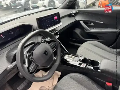 Photo 29 Peugeot 2008  1.2 Hybrid 145ch Allure e-DCS6