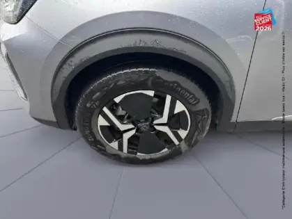 Photo 9 Peugeot 2008  1.2 Hybrid 145ch Allure e-DCS6