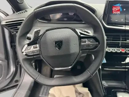 Photo 26 Peugeot 2008  1.2 Hybrid 145ch Allure e-DCS6