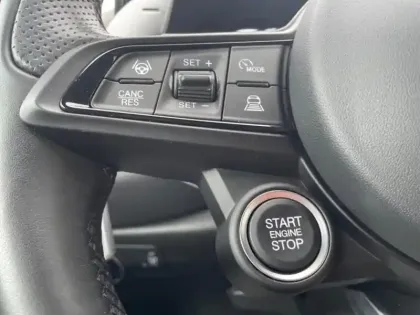 Photo 13 Alfa Romeo Tonale  1.5 Hybrid 160ch Edizione Speciale TCT