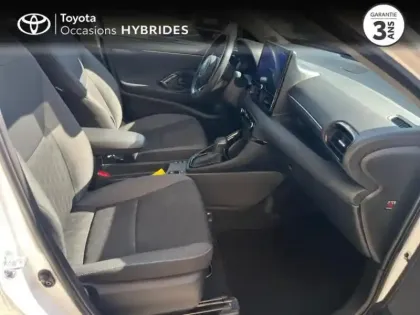 Photo 5 Toyota Yaris  116h Design 5p MC24