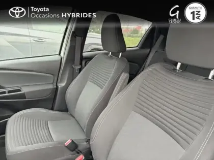 Photo 10 Toyota Yaris  HSD 100h Collection 5p