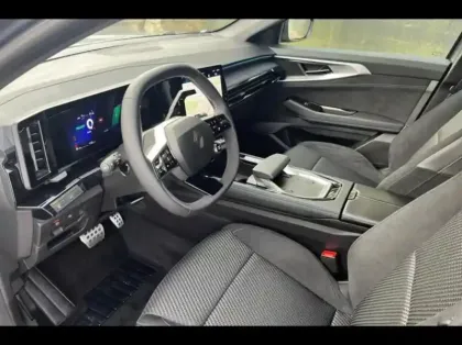 Photo 8 Renault Austral  1.2 E-Tech full hybrid 200ch Techno esprit Alpine - 24