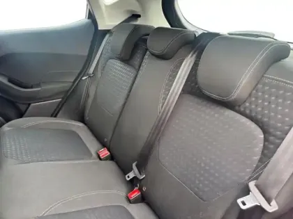 Photo 7 Ford Fiesta Gén. IV Ph2 Titanium 5