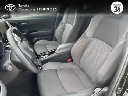 Photo 10 Toyota C-HR  1.8 Hybride 122ch Design E-CVT