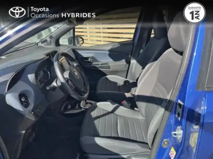 Photo 10 Toyota Yaris  HSD 100h Collection 5p