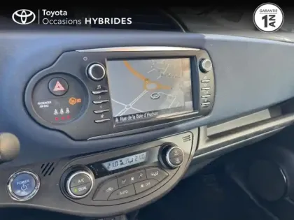 Photo 14 Toyota Yaris  HSD 100h Collection 5p