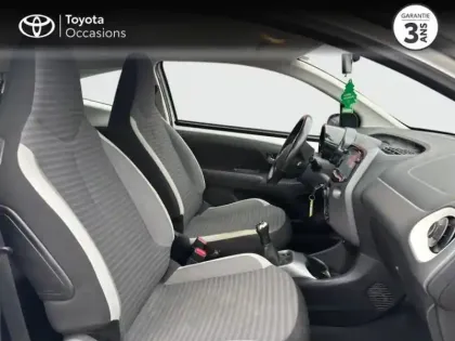 Photo 5 Toyota Aygo  1.0 VVT-i 72ch x-play 3p