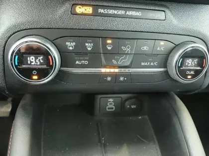 Photo 14 Ford Kuga  2.5 Duratec 190ch FHEV E85 ST-Line BVA