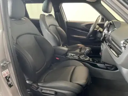 Photo 8 Mini Mini Gén. II (F54) Ph2 Knightsbridge 5