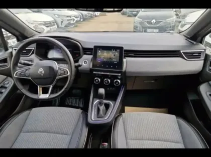 Photo 8 Renault Clio  1.6 E-Tech 145ch full hybrid Techno - 24