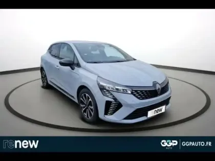 Photo 7 Renault Clio  1.6 E-Tech 145ch full hybrid Techno - 24