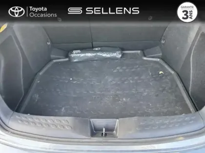 Photo 9 Toyota C-HR  1.8 Hybride 122ch Design E-CVT