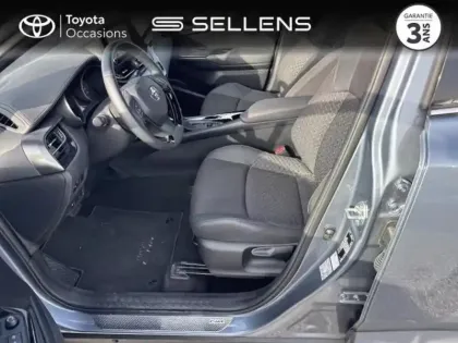 Photo 10 Toyota C-HR  1.8 Hybride 122ch Design E-CVT