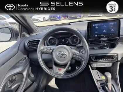 Photo 8 Toyota Yaris  130h GR Sport 5p MC24