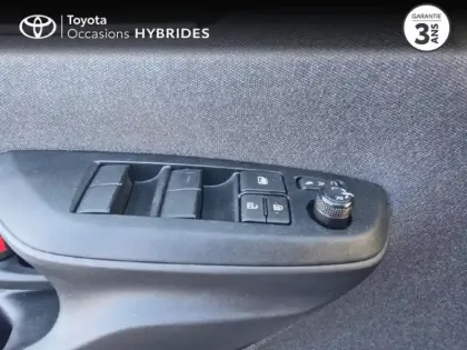 Photo 13 Toyota Yaris  Cross 116h Dynamic MY22