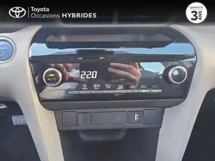 Photo 10 Toyota Yaris  Cross 116h Dynamic MY22