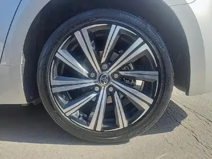 Photo 10 Toyota Corolla  Touring Spt 122h Design MY21