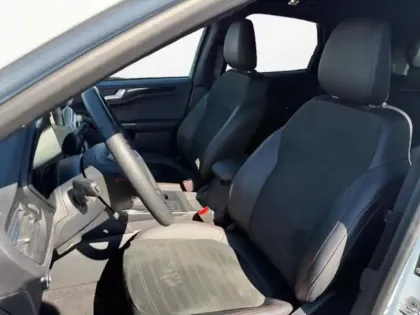 Photo 7 Ford Kuga  2.5 Duratec 180ch Hybrid FlexiFuel ST-Line X Powershift