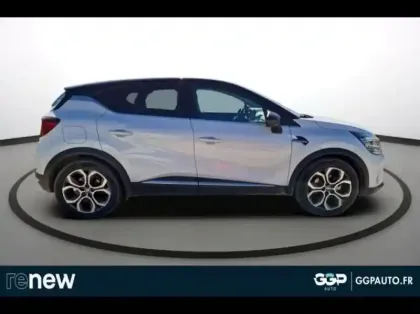 Photo 6 Renault Captur  1.6 E-Tech hybride 145ch Intens -21