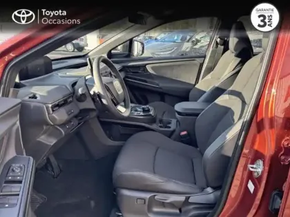 Photo 10 Toyota C-HR + 224ch 77kWh Design Grande Autonomie