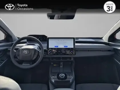 Photo 7 Toyota C-HR + 224ch 77kWh Design Grande Autonomie