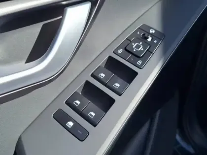 Photo 14 Kia Niro  1.6 GDi 138ch HEV Premium DCT6