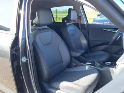 Photo 10 Kia Niro  1.6 GDi 138ch HEV Premium DCT6