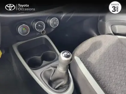 Photo 8 Toyota Aygo  X 1.0 VVT-i 72ch Design MY24