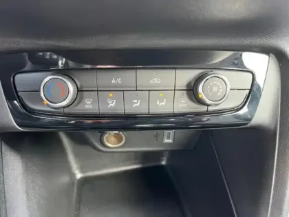 Photo 14 Opel Corsa  1.2 Turbo 100ch Edition BVA8