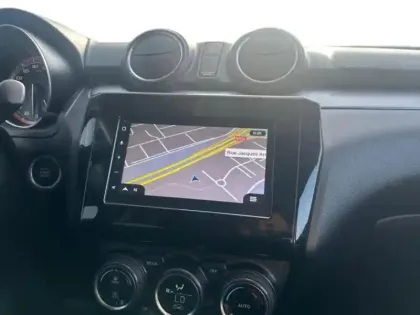 Photo 8 Suzuki Swift  1.2 Dualjet Hybrid 83ch Pack Auto