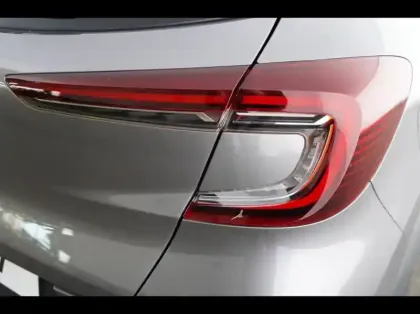 Photo 12 Renault Captur  1.3 TCe mild hybrid 140ch Techno