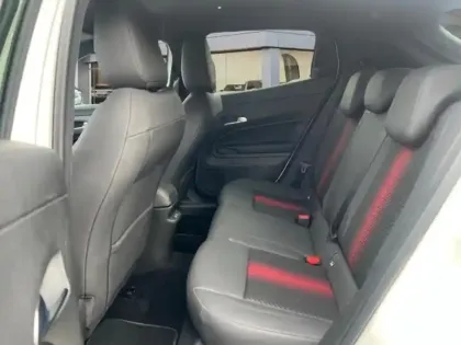 Photo 9 Alfa Romeo Junior  1.2 Ibrida 136ch DCT6