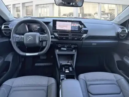 Photo 7 Citroën C4  1.2 Hybride 136ch S&S MAX Automatique