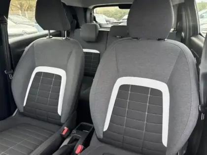 Photo 11 Citroën C3  1.2 Turbo 100ch PLUS