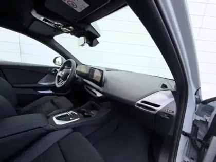 Photo 9 BMW Serie 1 Série 1 120A 170ch M Sport DKG7