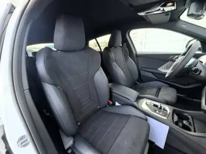 Photo 20 BMW Serie 1 Série 1 120A 170ch M Sport DKG7