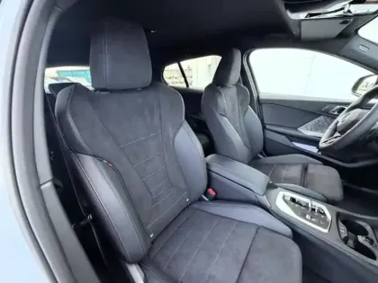 Photo 21 BMW Serie 1 Série 1 120A 170ch M Sport DKG7