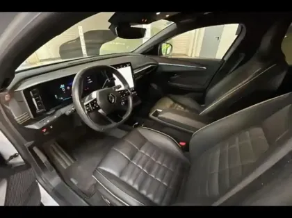 Photo 9 Renault Megane  E-Tech Electric EV60 220ch Iconic super charge