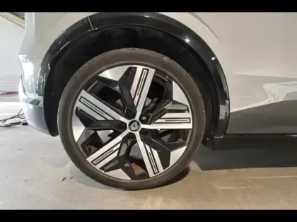 Photo 12 Renault Megane  E-Tech Electric EV60 220ch Iconic super charge