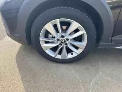 Photo 8 Volkswagen Taigo  1.0 TSI 116ch VW Edition DSG7