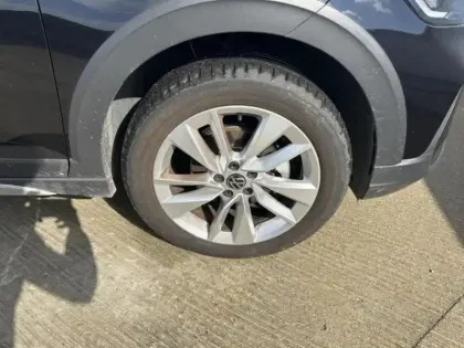 Photo 7 Volkswagen Taigo  1.0 TSI 116ch VW Edition DSG7