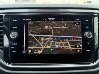 Photo 12 Volkswagen T-roc  1.5 TSI EVO 150ch Carat DSG7 S&S