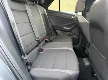 Photo 9 Volkswagen T-roc  1.5 TSI EVO 150ch Carat DSG7 S&S